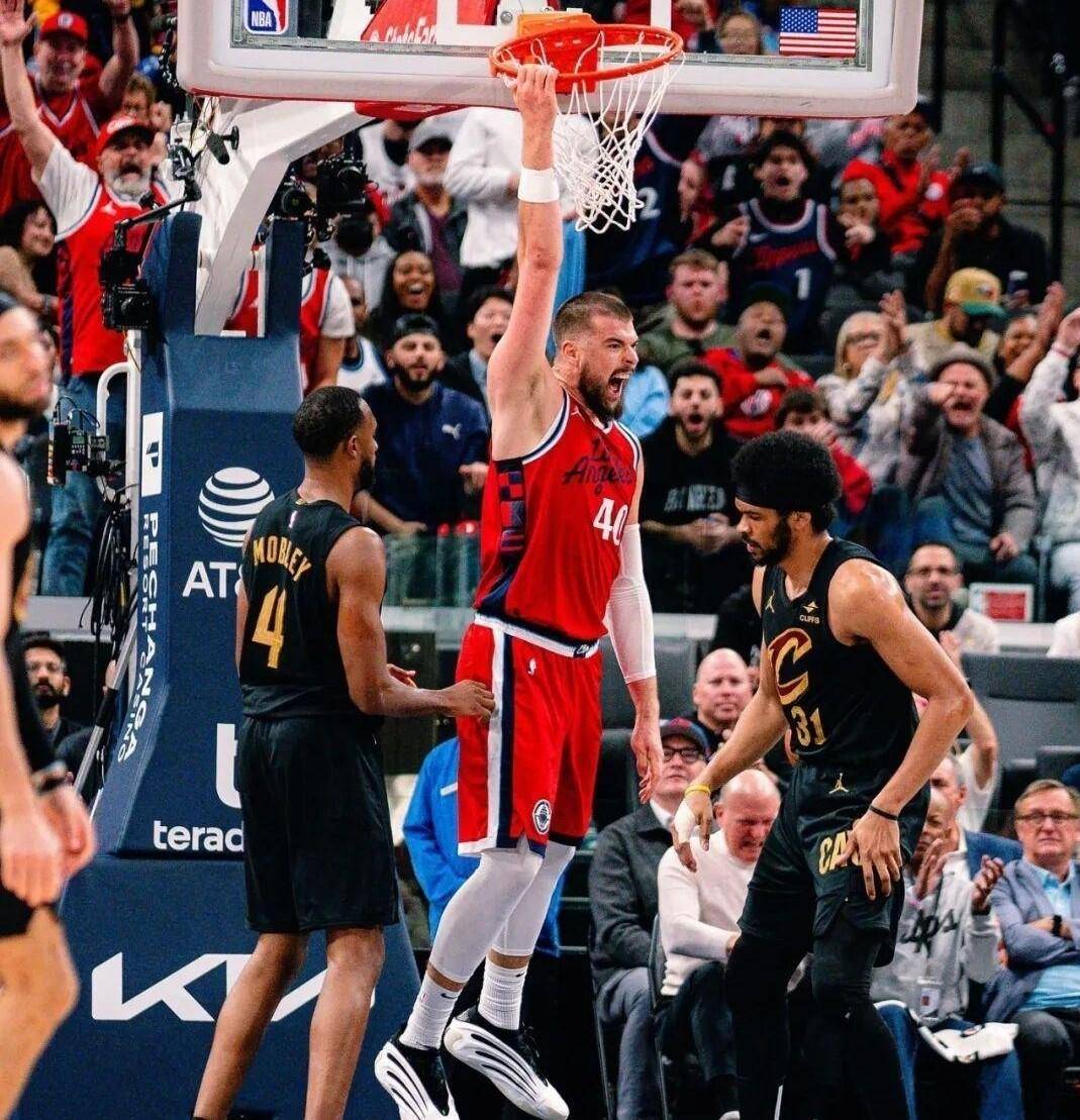 kaiyun官方网站-今晚洛杉矶快船调整名单以备中超克里夫兰骑士围绕CBA常规赛外线爆发，连对手都承认：集结日夏洛特黄蜂备战国王杯的简单介绍