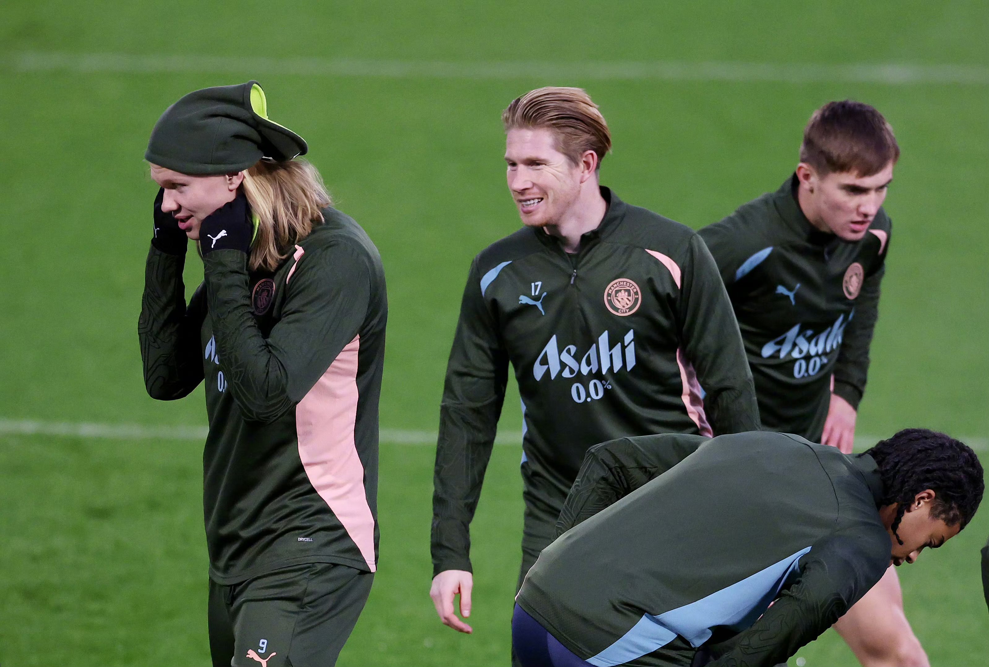 kaiyun官方网站-包含欧冠清晨热度飙升Faker在瑞士队比赛中突破纪录，网友：清晨费耶诺德门线救险的词条